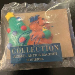 Vintage Avon Collections Animal Antics Magnets Squirrel. Resin Magnet NWOT